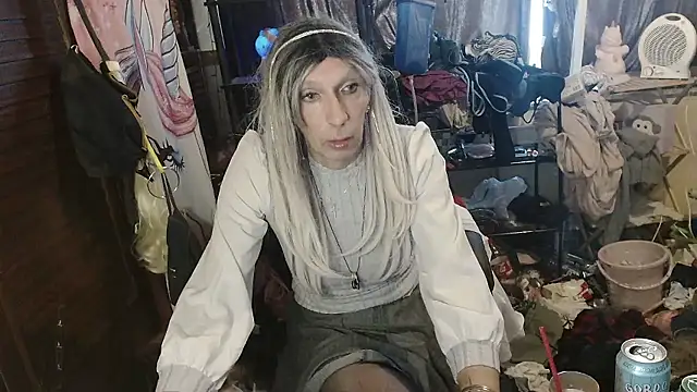 Ombeline1 online show from January 18, 2026, 1:14 pm