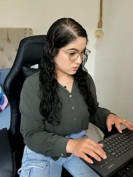 Snapshot of Lia_Hurley chatting on March 22, 2025, 8:37 pm Lia Hurley online show from March 22, 2025, 8:37 pm