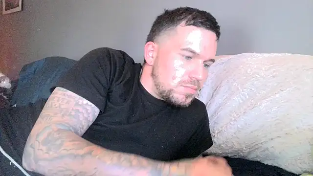 Snapshot of bigcocktat2dude603 chatting on December 1, 2024, 5:18 pm bigcocktat2dude603 online show from December 1, 2024, 5:18 pm