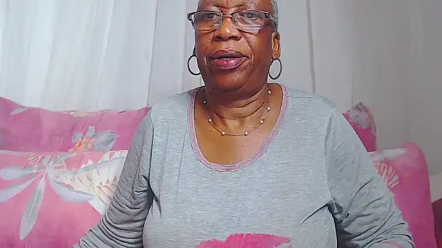 Freakyassnwildx online show from February 13, 2026, 7:52 am