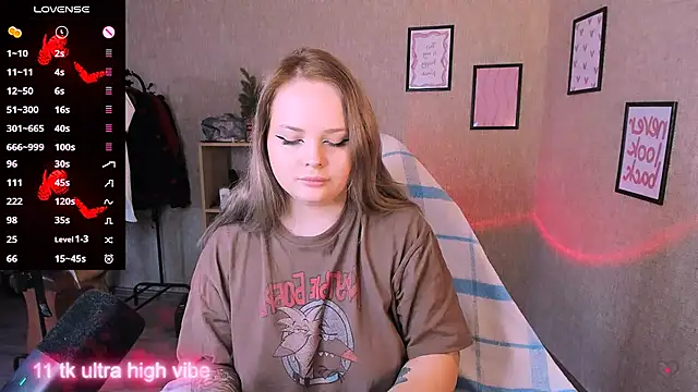 Snapshot of flower_sarah_ chatting on March 6, 2025, 1:24 pm flower sarah online show from March 6, 2025, 1:24 pm