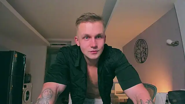 Snapshot of Samuel_Andrew chatting on September 27, 2025, 3:23 am Samuel Andrew online show from September 27, 2025, 3:23 am