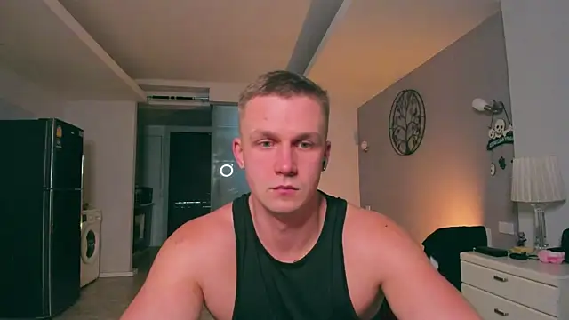 Snapshot of Samuel_Andrew chatting on October 17, 2025, 1:53 am Samuel Andrew online show from October 17, 2025, 1:53 am