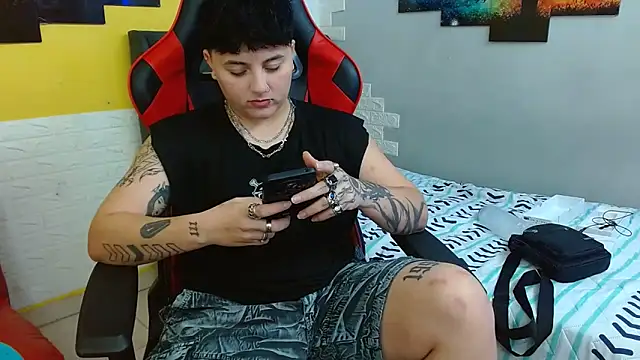 Snapshot of isabeautyx19 chatting on October 28, 2025, 3:40 am isabeautyx19 online show from October 28, 2025, 3:40 am