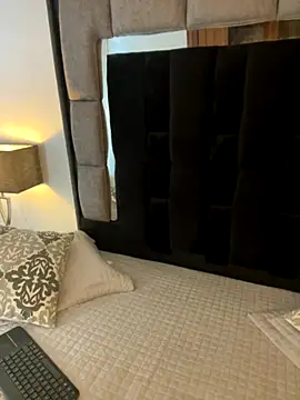 Snapshot of Bonnie_vega chatting on November 25, 2025, 8:42 pm Bonnie vega online show from November 25, 2025, 8:42 pm