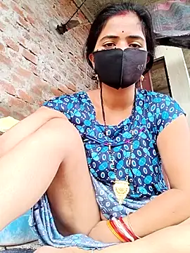 Snapshot of Mamta_Chaterjee chatting on June 18, 2026, 2:43 am Mamta Chaterjee online show from June 18, 2026, 2:43 am