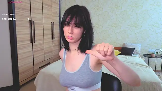 JulisSweet online show from September 11, 2025, 12:38 pm