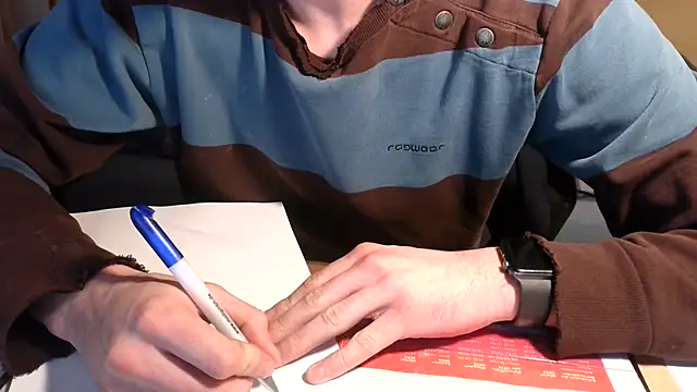 Snapshot of SissyStefanie chatting on December 2, 2024, 5:43 pm SissyStefanie online show from December 2, 2024, 5:43 pm