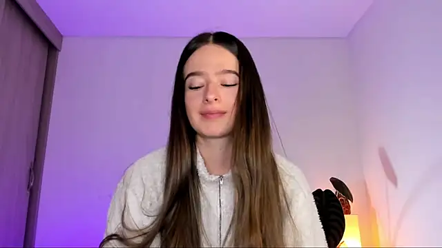 aalyce syn online show from March 6, 2026, 7:31 pm