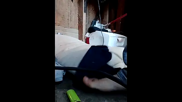 Snapshot of Babyboyy803 chatting on October 21, 2025, 12:48 pm Babyboyy803 online show from October 21, 2025, 12:48 pm