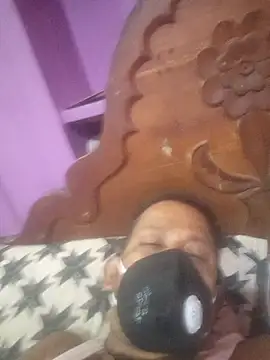 Snapshot of ind_hero chatting on December 18, 2025, 5:39 pm ind hero online show from December 18, 2025, 5:39 pm