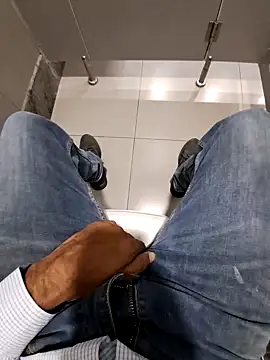 johny 69dxh online show from January 20, 2025, 12:07 pm