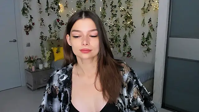 Snapshot of ContinentOfTranquility chatting on September 26, 2025, 1:12 am ContinentOfTranquility online show from September 26, 2025, 1:12 am