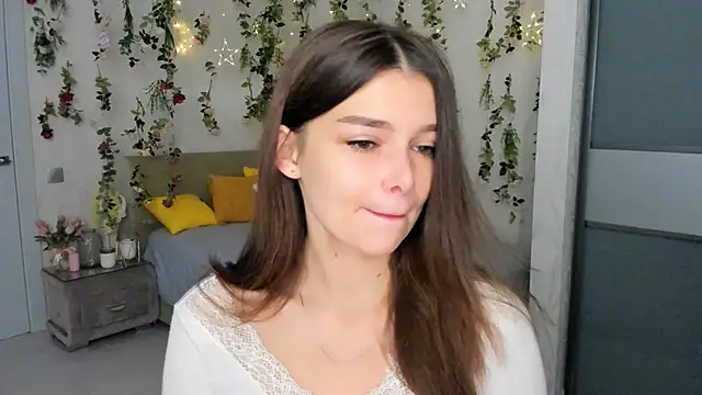 Snapshot of ContinentOfTranquility chatting on October 17, 2025, 1:09 am ContinentOfTranquility online show from October 17, 2025, 1:09 am