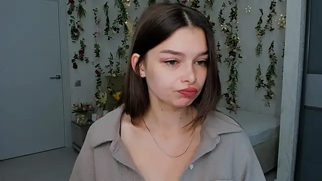 Snapshot of ContinentOfTranquility chatting on September 13, 2025, 1:16 am ContinentOfTranquility online show from September 13, 2025, 1:16 am