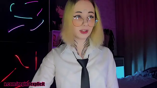 Snapshot of snake__bites chatting on September 29, 2025, 9:53 pm snake bites online show from September 29, 2025, 9:53 pm