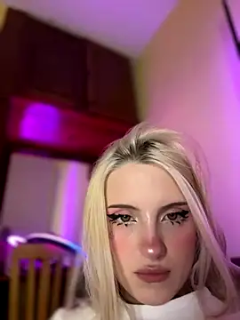 Snapshot of Melissa_cum chatting on October 29, 2025, 11:14 pm Melissa cum online show from October 29, 2025, 11:14 pm