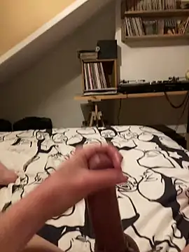 LivingLegend1978 online show from February 14, 2025, 5:36 pm