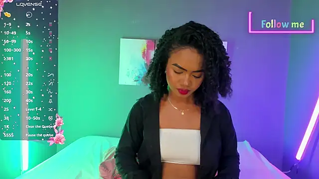 EmmaSmith06 online show from March 15, 2025, 5:15 pm