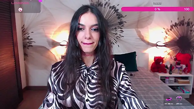 KatherineBisou online show from April 3, 2026, 7:31 pm