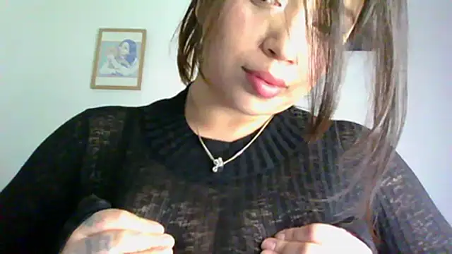 katherodriguezx online show from May 8, 2026, 8:45 pm