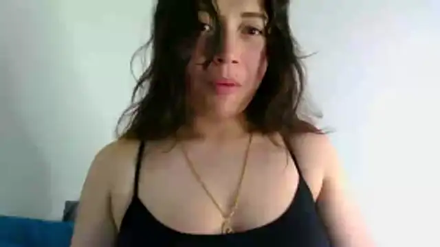 katherodriguezx online show from February 25, 2026, 5:35 pm