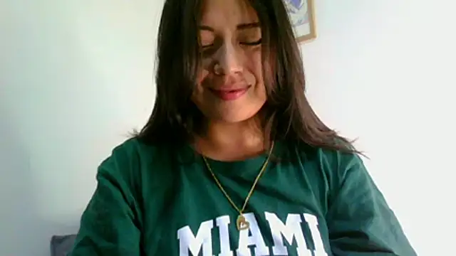 katherodriguezx online show from February 24, 2026, 9:15 pm