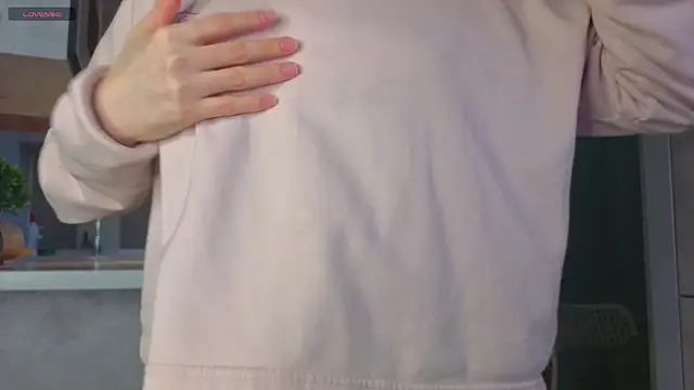 DonnaBurkee online show from April 10, 2026, 4:30 am