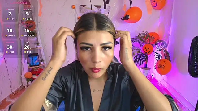 Snapshot of SALOOMEE__ chatting on October 23, 2025, 11:31 am SALOOMEE online show from October 23, 2025, 11:31 am