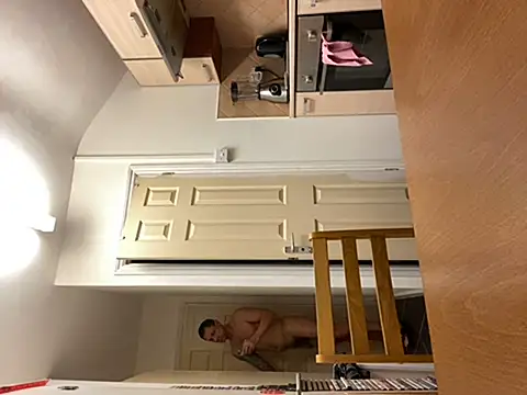 Snapshot of Yourhotboy_42 chatting on January 30, 2025, 10:30 pm Yourhotboy 42 online show from January 30, 2025, 10:30 pm