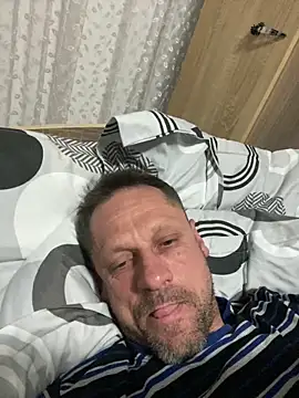 Snapshot of Yourhotboy_42 chatting on March 22, 2025, 7:42 pm Yourhotboy 42 online show from March 22, 2025, 7:42 pm