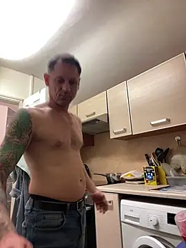 Yourhotboy 42 online show from December 18, 2025, 8:12 pm