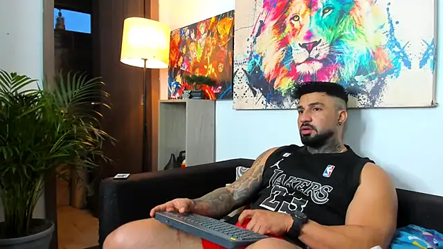 naugthy dominant online show from November 27, 2025, 10:43 pm