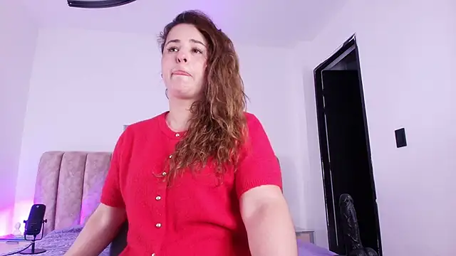 Snapshot of diane_di chatting on November 21, 2025, 7:13 pm diane di online show from November 21, 2025, 7:13 pm