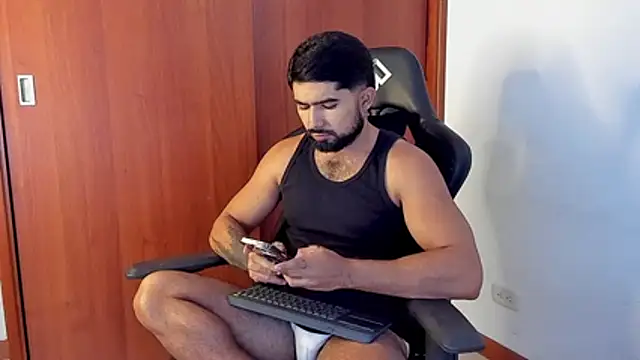 ethaanjones online show from July 11, 2026, 5:46 pm
