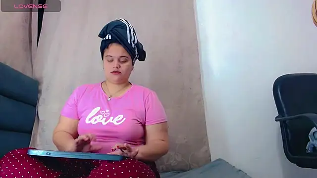 brunnette hot online show from January 7, 2026, 10:42 am