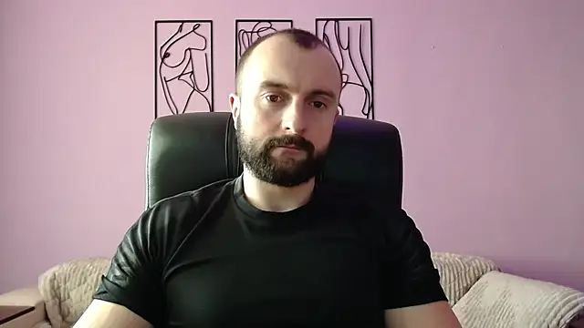 brindlefly6969 online show from March 7, 2025, 11:40 am