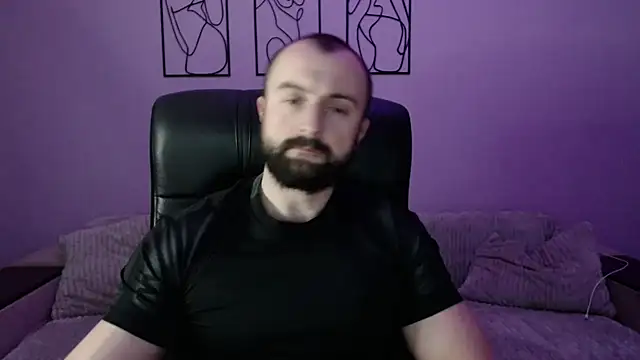 brindlefly6969 online show from March 17, 2026, 11:57 am