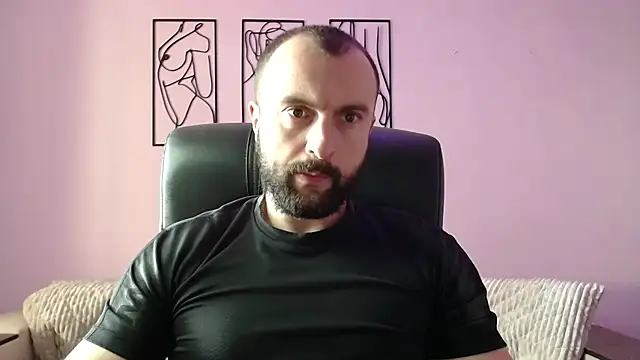 brindlefly6969 online show from March 10, 2025, 11:23 am