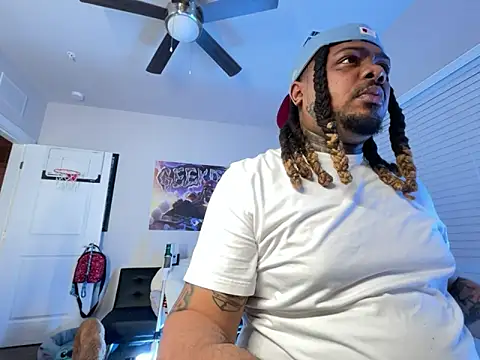 4EVAGLACIERS online show from April 24, 2026, 2:57 am