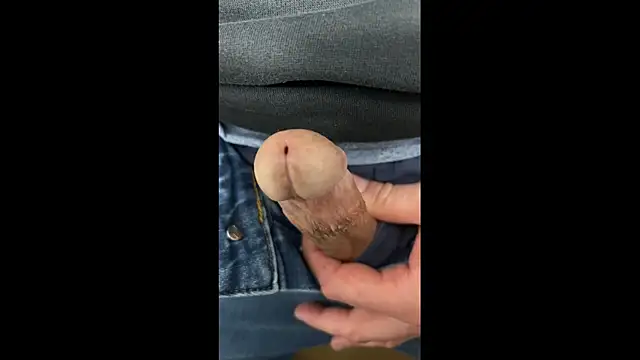 havefun32 online show from February 25, 2026, 1:11 pm