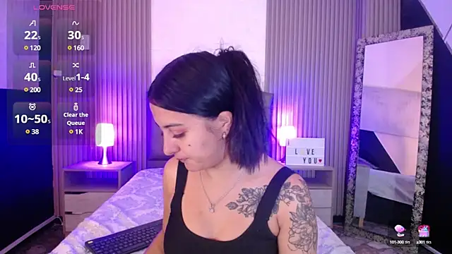 Snapshot of isabella_smith_ chatting on March 22, 2025, 1:52 pm isabella smith online show from March 22, 2025, 1:52 pm