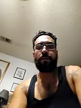 Snapshot of Forbidden_daddy chatting on December 29, 2024, 7:50 am Forbidden daddy online show from December 29, 2024, 7:50 am