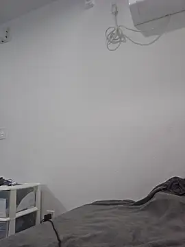 Iliketocooksquirt25 online show from September 21, 2025, 12:32 pm