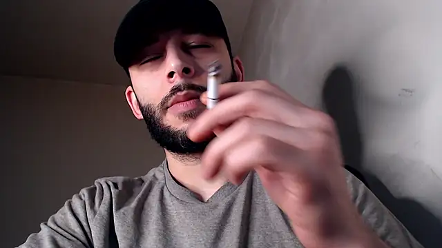 henryaxe online show from November 30, 2025, 5:58 pm