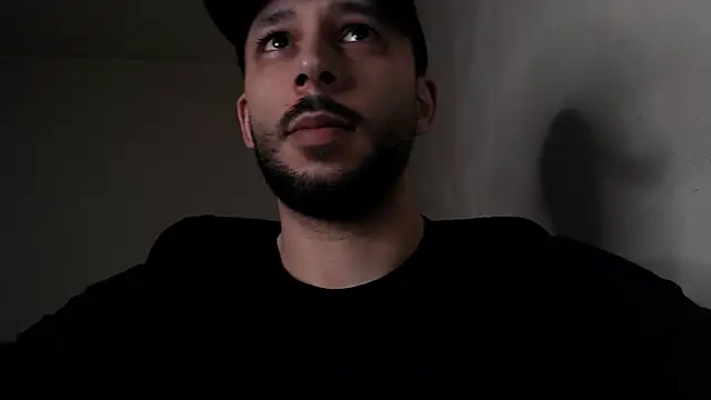 henryaxe online show from April 15, 2026, 12:32 pm