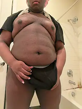 crackedthickcock online show from April 30, 2026, 4:19 am