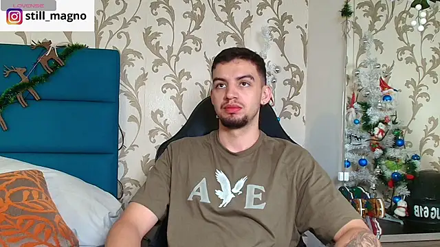 Snapshot of Michael_magno chatting on December 14, 2025, 10:59 pm Michael magno online show from December 14, 2025, 10:59 pm