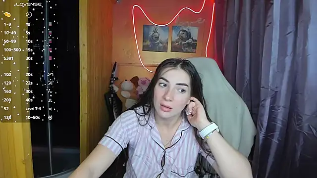 Snapshot of Fiery_Brunette_ chatting on February 26, 2025, 3:21 pm Fiery Brunette online show from February 26, 2025, 3:21 pm