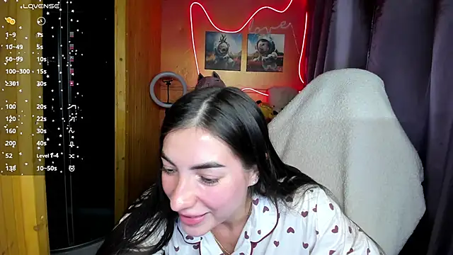 Snapshot of Fiery_Brunette_ chatting on September 24, 2025, 10:22 am Fiery Brunette online show from September 24, 2025, 10:22 am